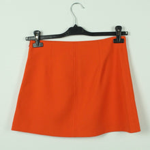 Laden Sie das Bild in den Galerie-Viewer, Second Hand ZARA Rock Gr. S orange uni Minirock NEU (*)