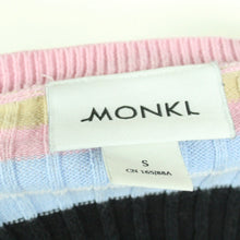 Laden Sie das Bild in den Galerie-Viewer, Second Hand MONKI Pullover Gr. S mehrfarbig gestreift Strick (*)