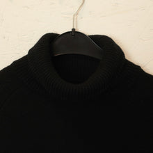 Laden Sie das Bild in den Galerie-Viewer, Second Hand ZADIG &amp; VOLTAIRE Pullover mit Wolle Gr. S schwarz Glitzer Strick (*)