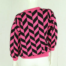 Laden Sie das Bild in den Galerie-Viewer, Vintage Pullover Female Gr. L pink schwarz gemustert Strick 