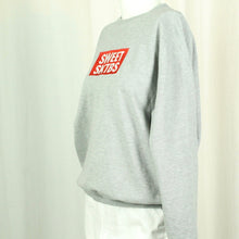 Laden Sie das Bild in den Galerie-Viewer, Second Hand SWEET SKTBS Sweatshirt Gr. M grau (*)